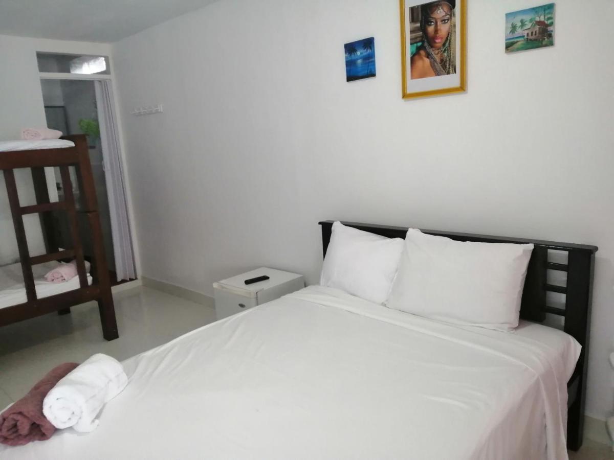 Inn Skyline Hostel San Andrés エクステリア 写真