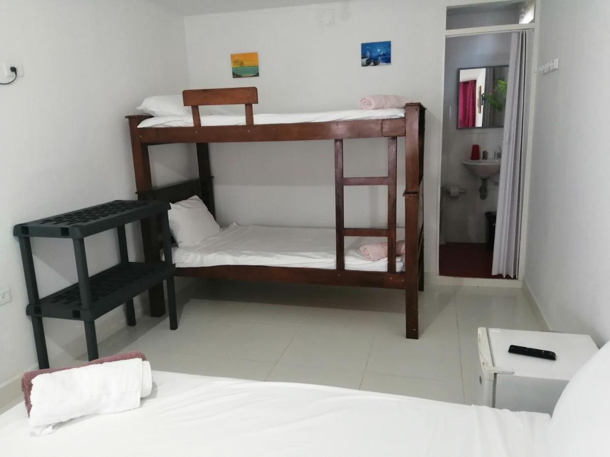 Inn Skyline Hostel San Andrés エクステリア 写真